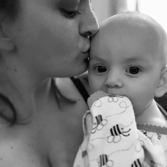 Meet your Posher, Aja - Picture 1 of 1